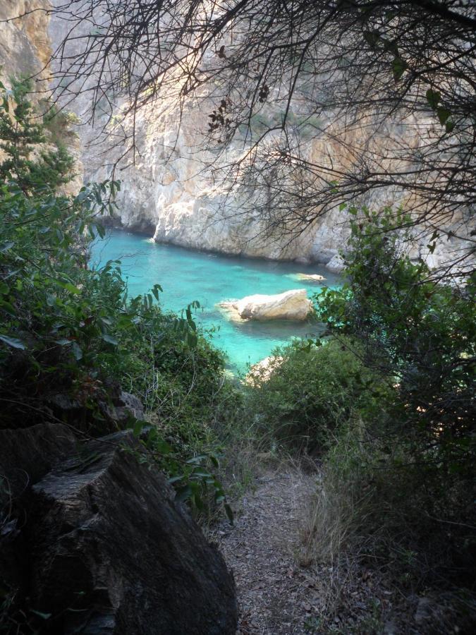 Zeytinada Pansiyon Ve Goezleme Guneykoy ภายนอก รูปภาพ